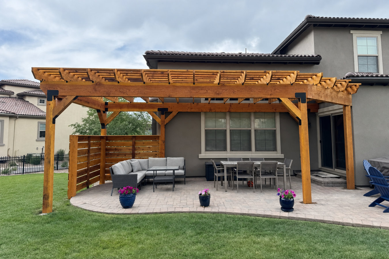 Portland Decks & Fences - custom deck and fence builder in Portland, TX